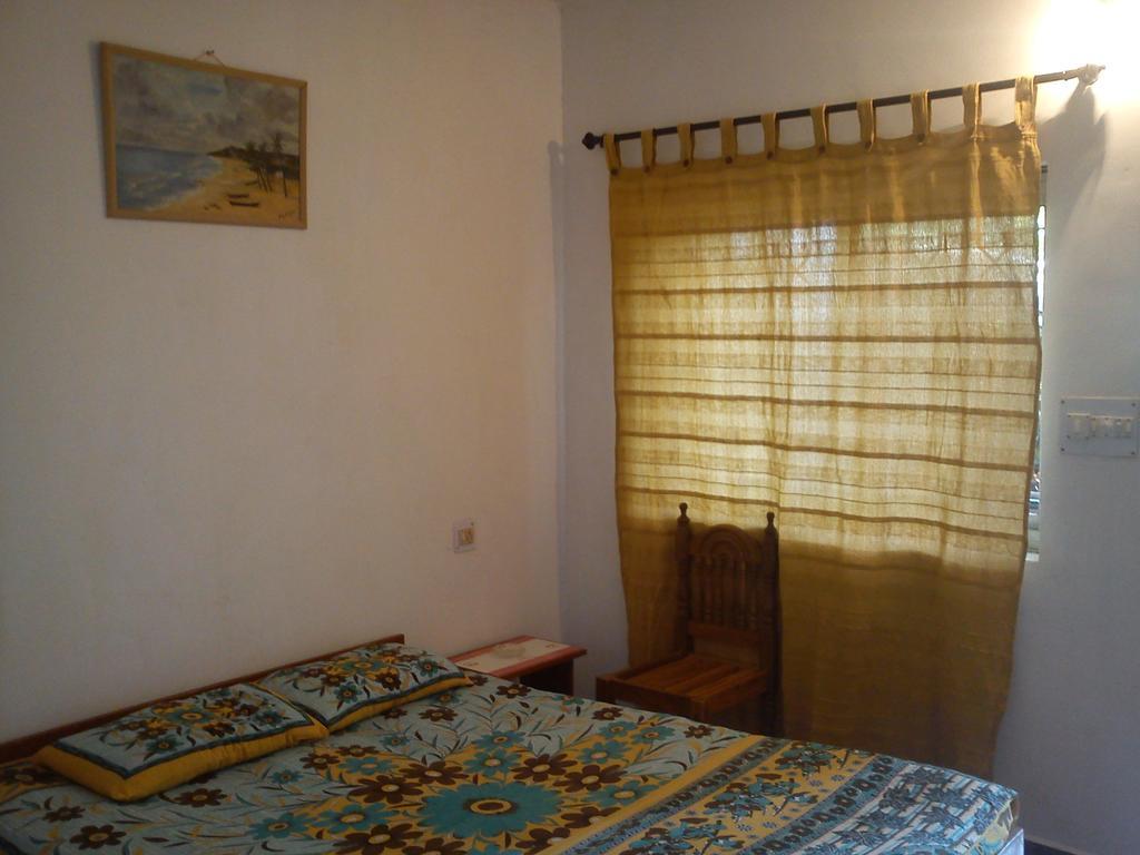 Adilson Guest House Calangute Room photo